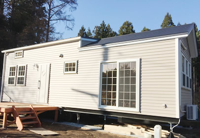 �ȥ졼�顼�ϥ�����ư������